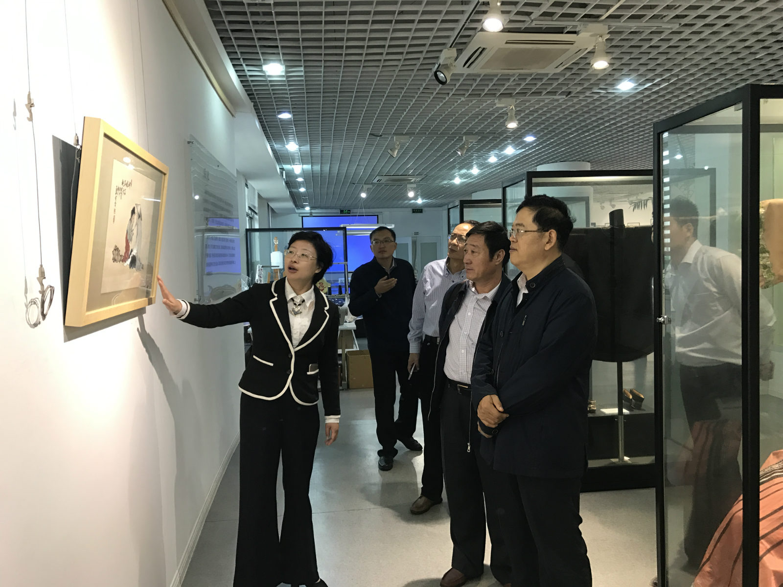 对标先进 赶超发展---学院对标先进考察团走进江浙优质高职学院考察学习