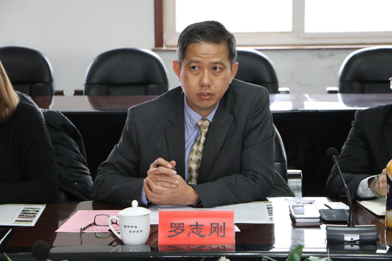 马来西亚科技大学副校长一行来我院访问交流