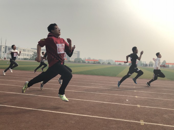 学院机电工程系、信息工程系联合举办第二届田径运动会