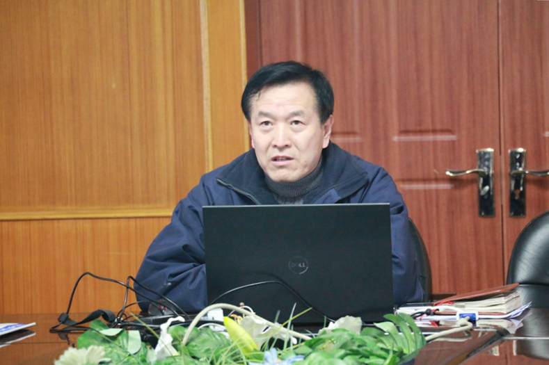 学院党委委员、副院长张玉惕为教学党支部、商务贸易系党支部上党课